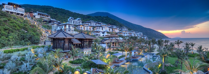 Khu nghỉ dưỡng InterContinental Danang Sun Peninsula Resort cũng đã được vinh danh với 04 giải thưởng danh giá tại World Travel Awards 2022